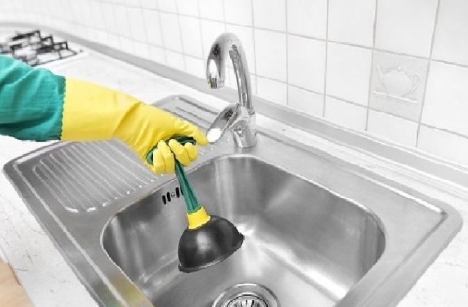 Caddebostan Mutfak Lavabo Tikali Boru Açma